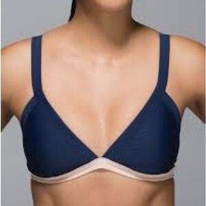 Lululemon Athletica Surf to Sand Booster Bikini Top